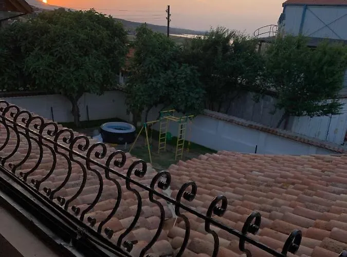 Family House Freeдом 빌라 *