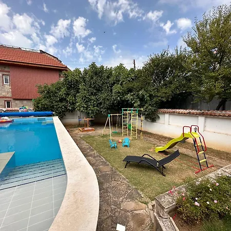 Family House Freeдом * Синеморец