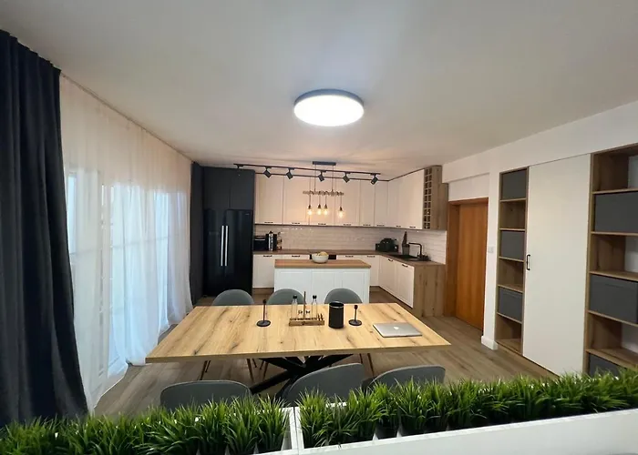 וילה Family House Freeдом *