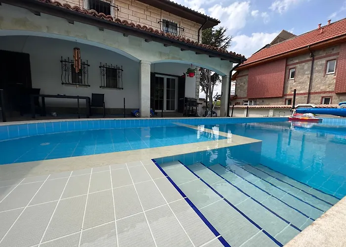 Family House Freeдом *