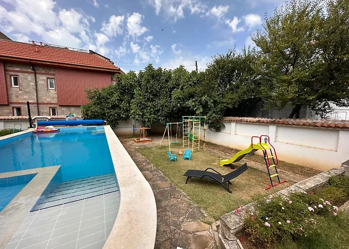 Family House Freeдом * Синеморец